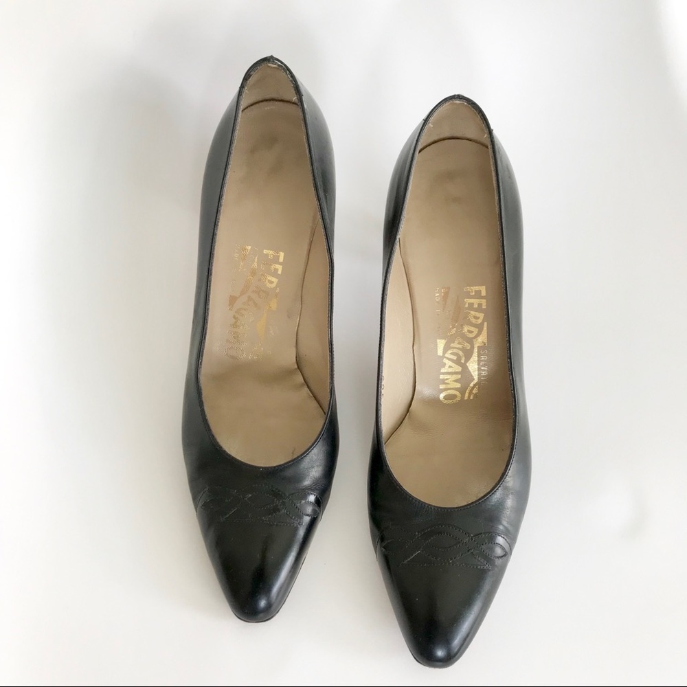 Salvatore Ferragamo Low Heels Pumps Authentic